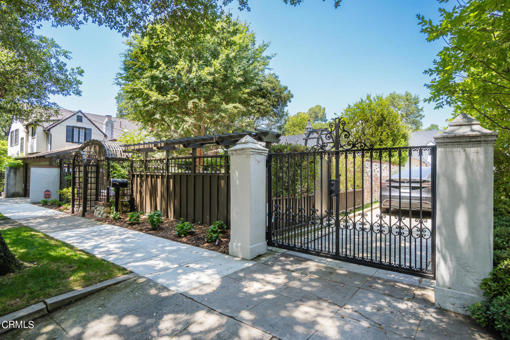 703 Bradford Street