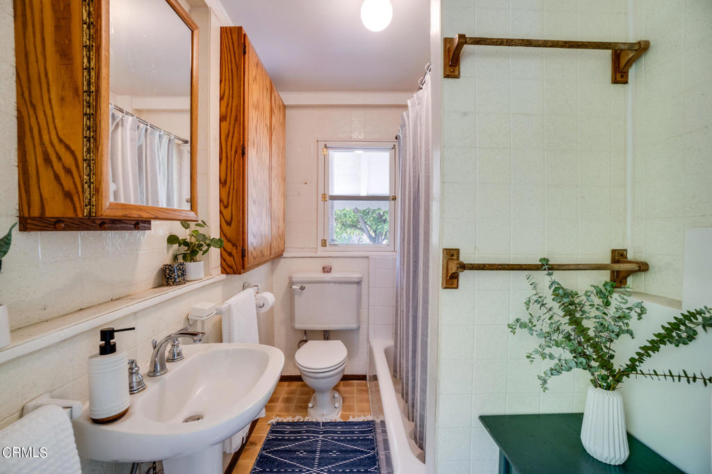 1023 Meridian Avenue