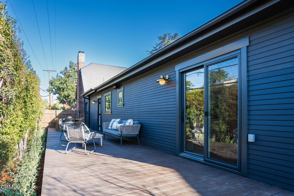 5163 Highland View Avenue