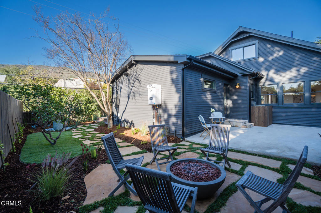 5163 Highland View Avenue