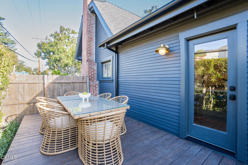 5163 Highland View Avenue