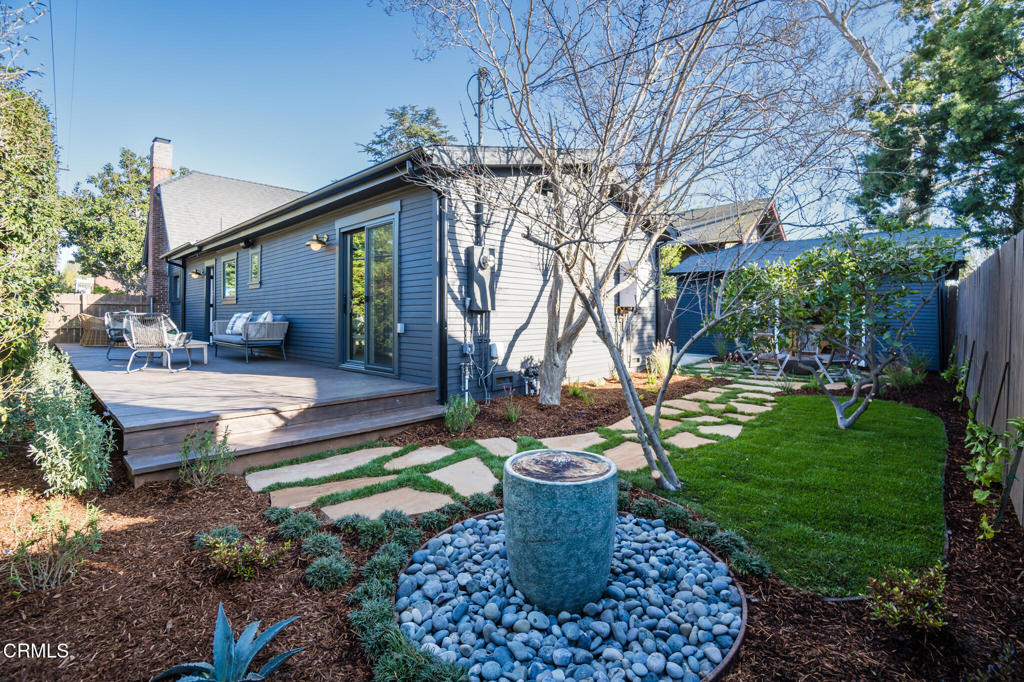 5163 Highland View Avenue