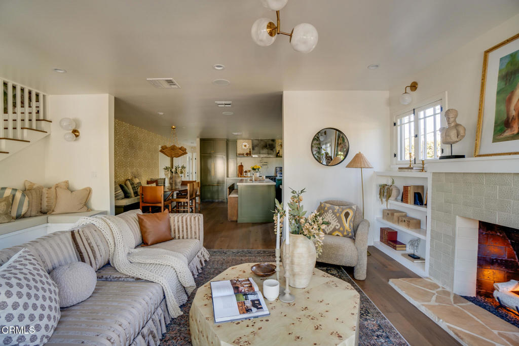 5163 Highland View Avenue