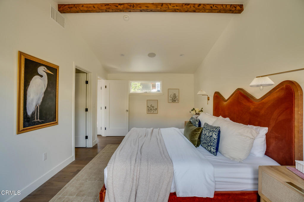 5163 Highland View Avenue