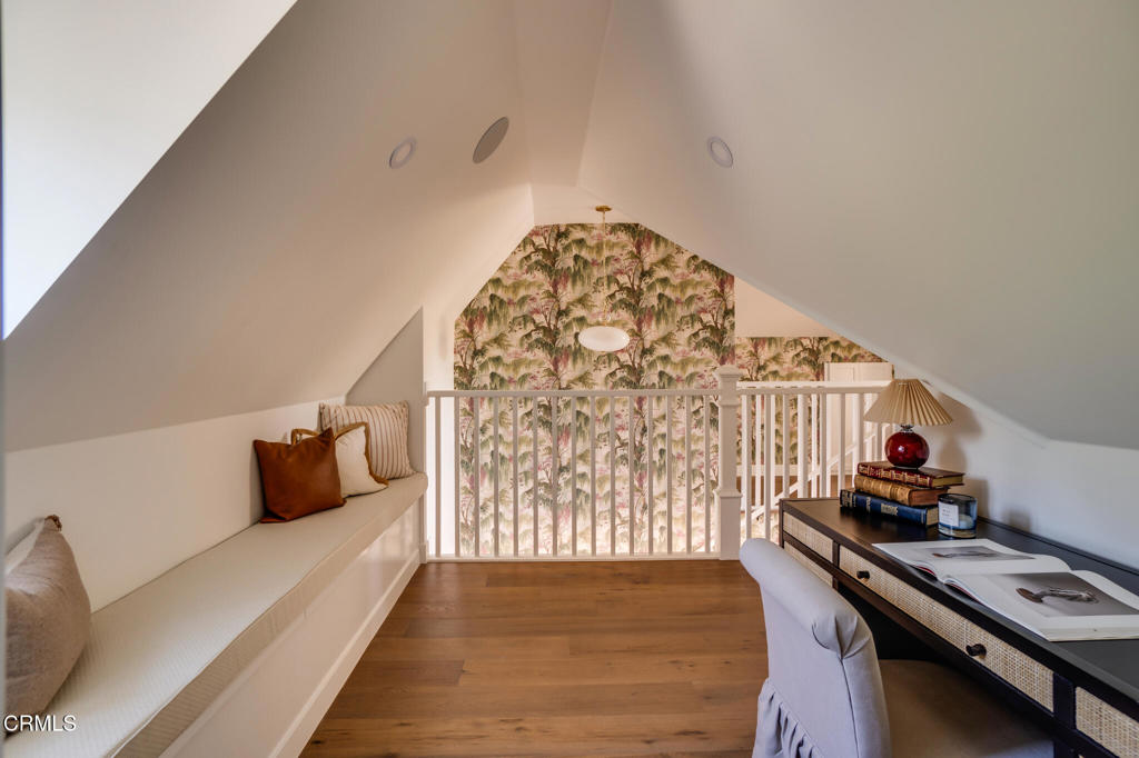 5163 Highland View Avenue