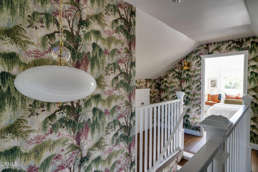 5163 Highland View Avenue