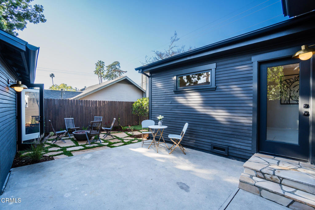 5163 Highland View Avenue