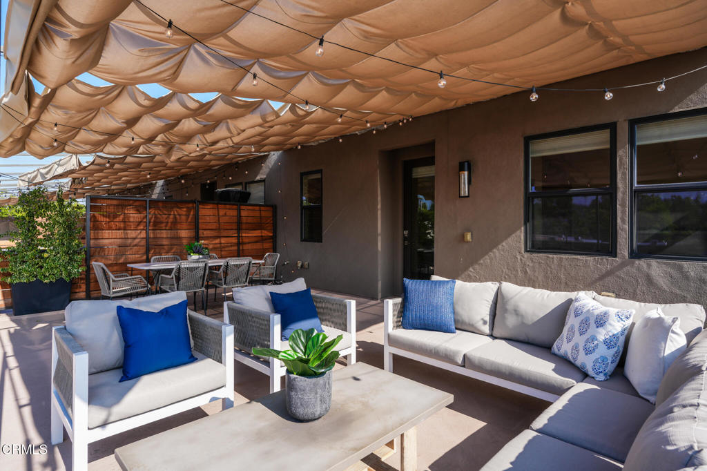 820 Mission Street 208