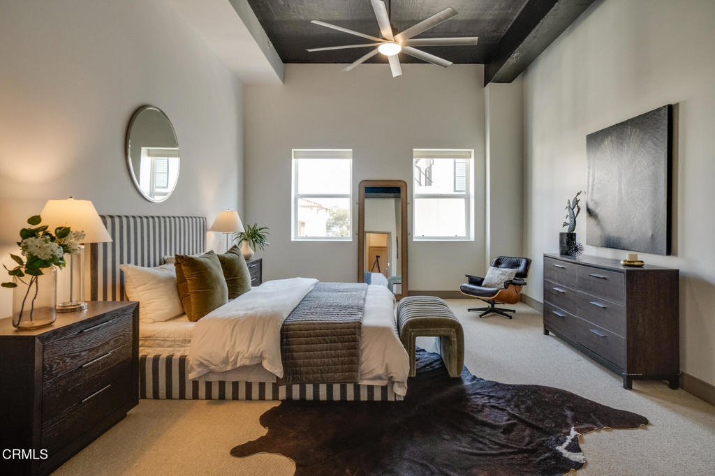 820 Mission Street 208
