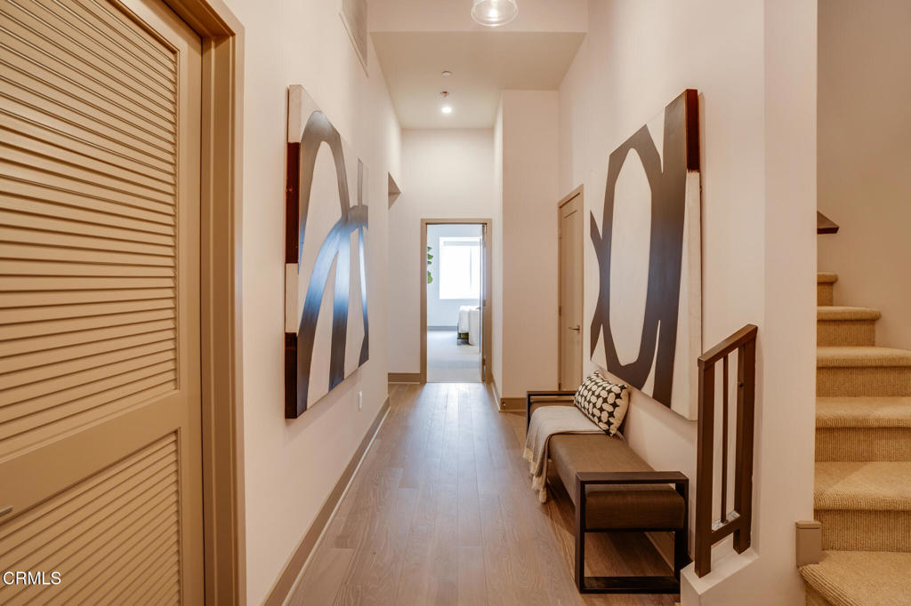 820 Mission Street 208