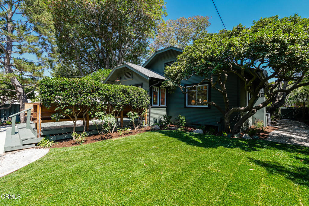 401 El Centro Street