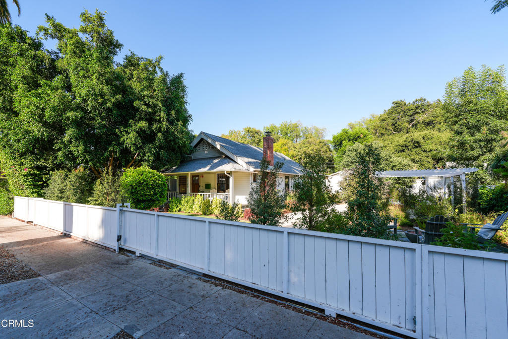 1100 Meridian Avenue