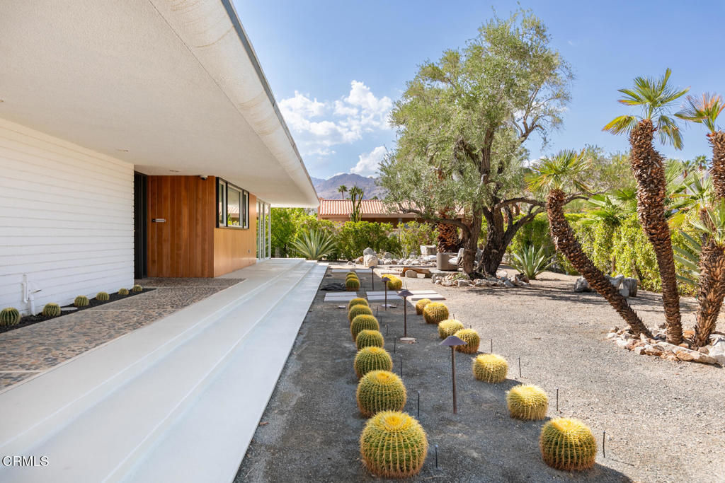 73271 Buckboard Trail