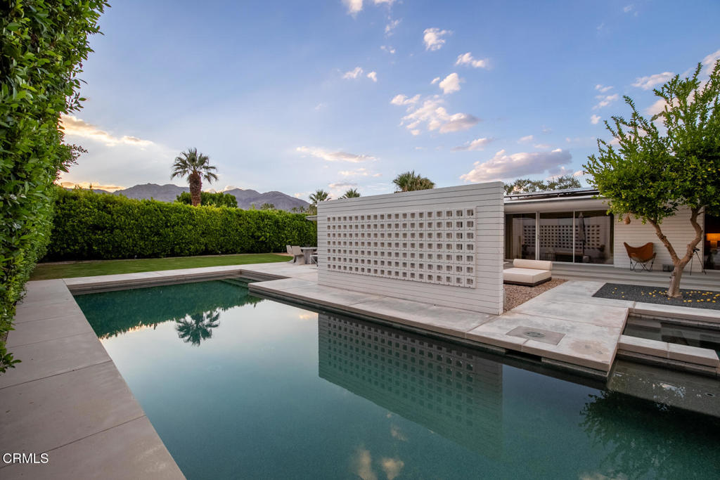 73271 Buckboard Trail