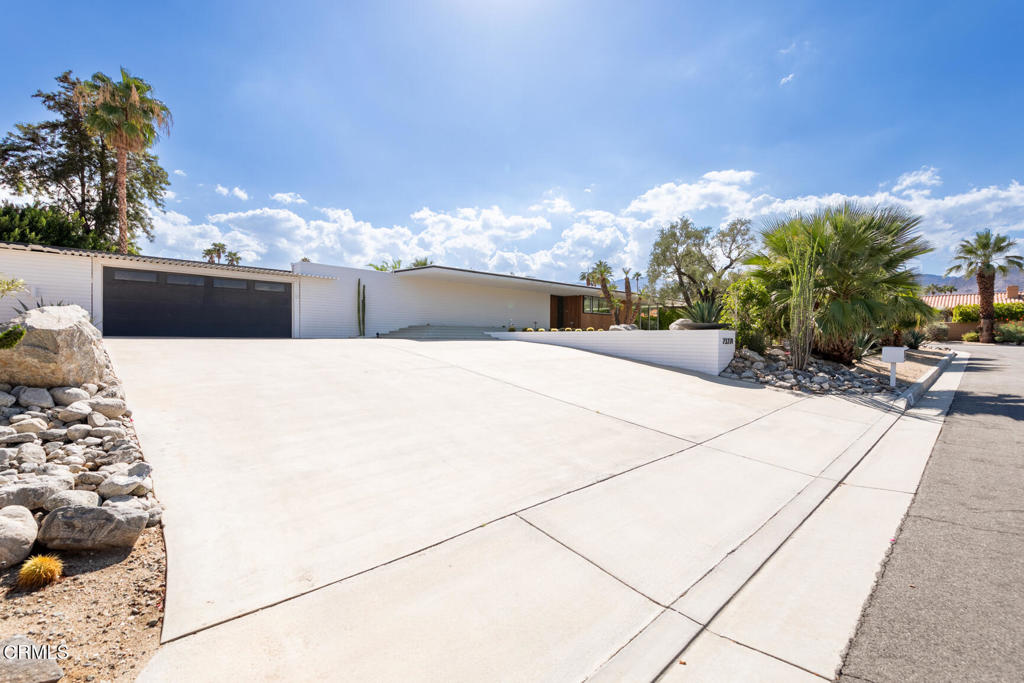 73271 Buckboard Trail