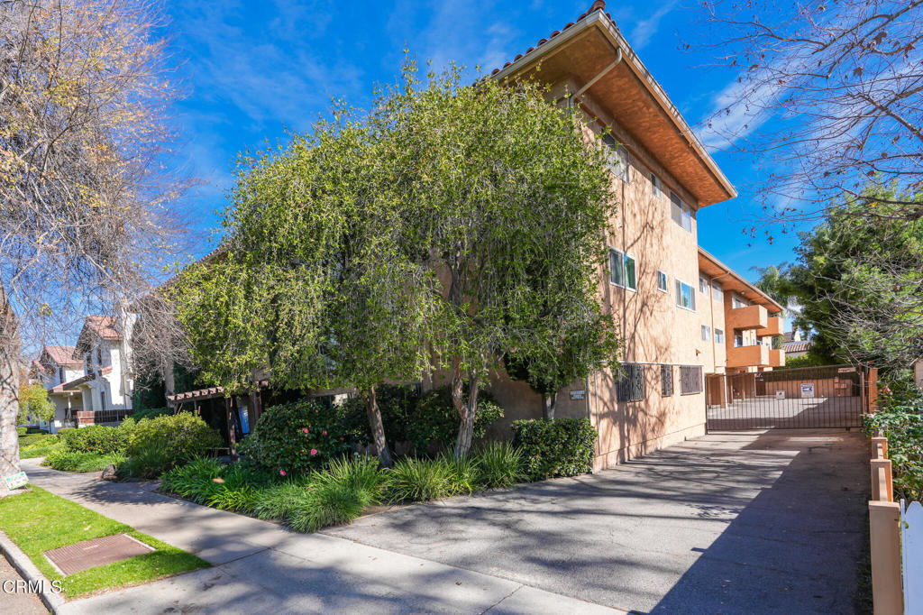 120 S Sierra Madre Boulevard 205