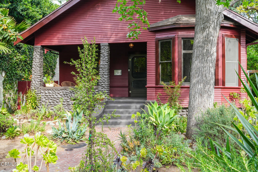 1008 Mound Avenue
