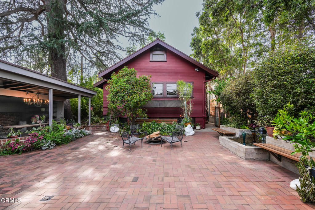 1008 Mound Avenue