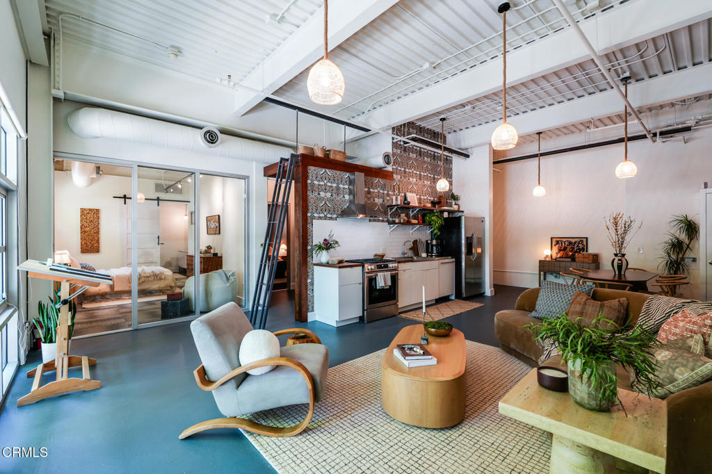 1010 Sycamore Avenue 107