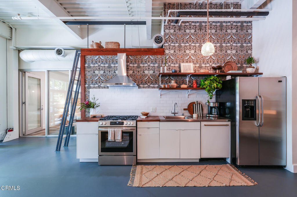 1010 Sycamore Avenue 107