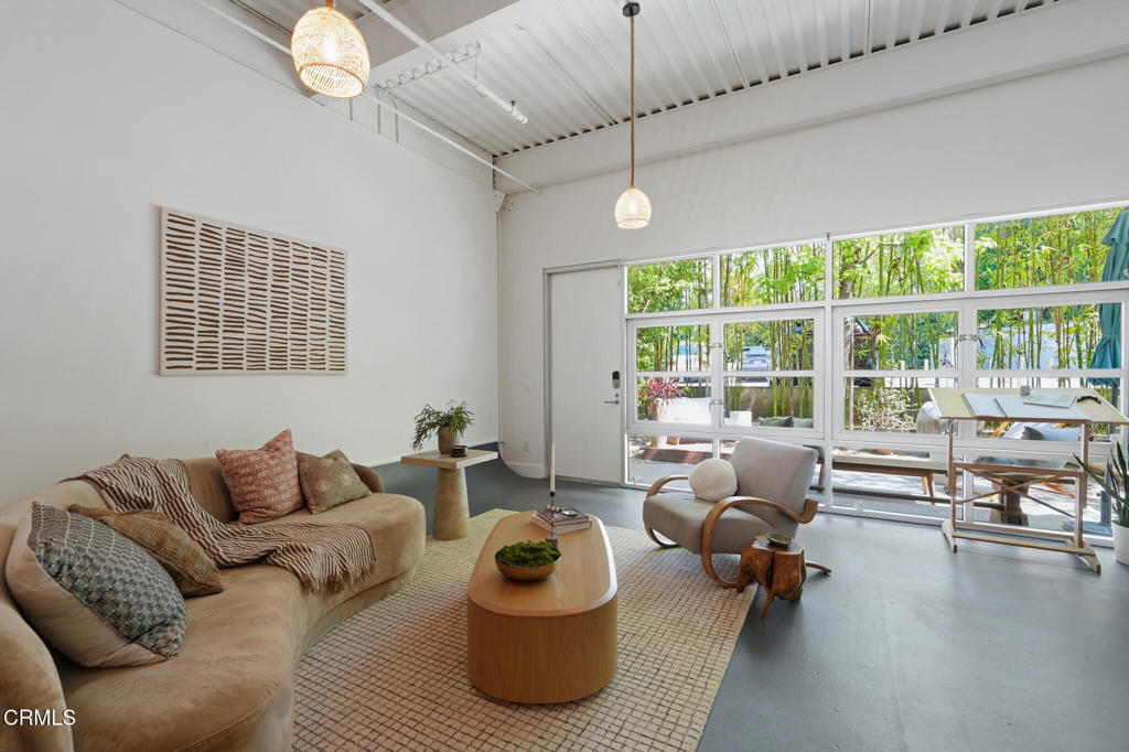 1010 Sycamore Avenue 107