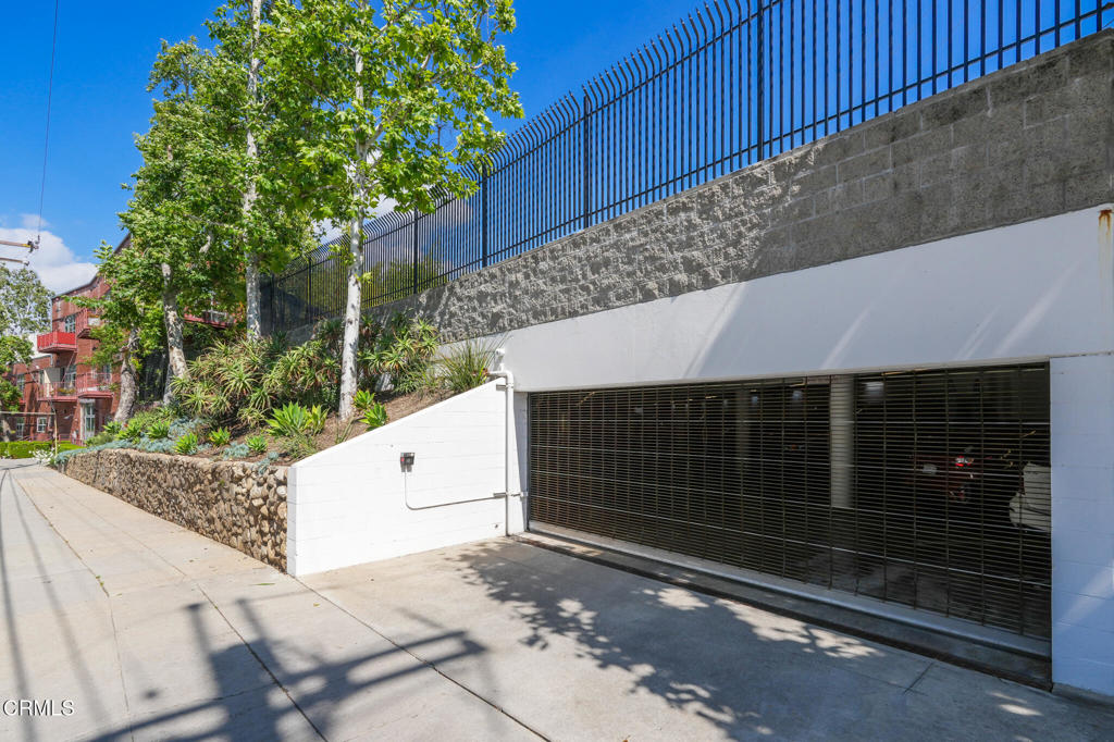 1010 Sycamore Avenue 107