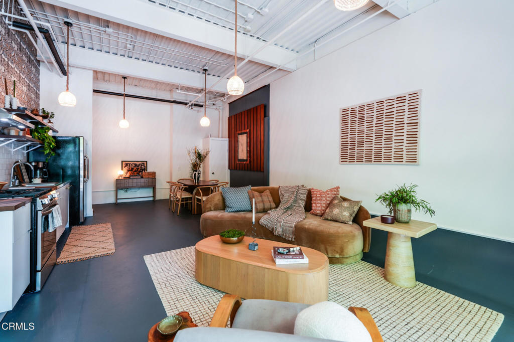 1010 Sycamore Avenue 107