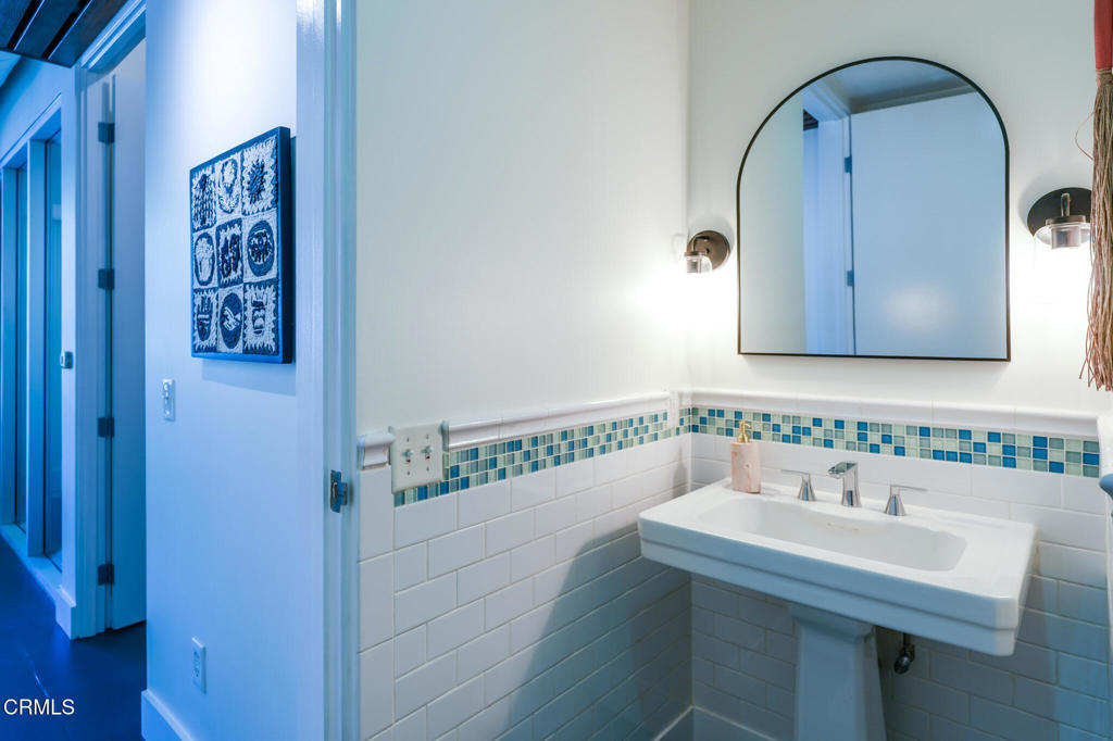 1010 Sycamore Avenue 107