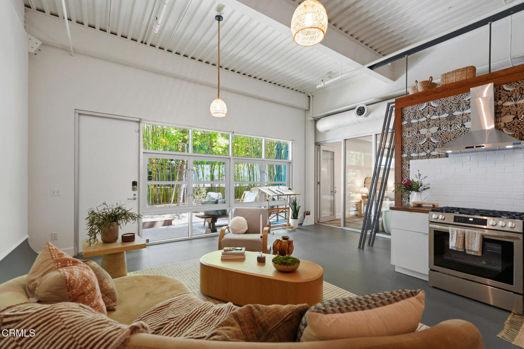 1010 Sycamore Avenue 107