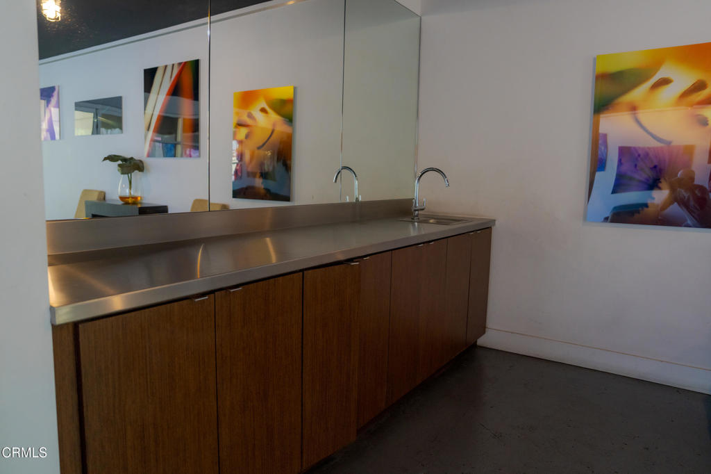 1010 Sycamore Avenue 107