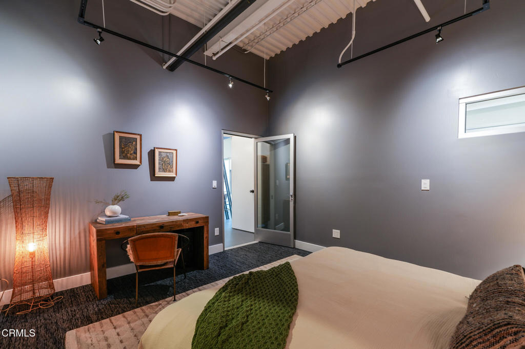 1010 Sycamore Avenue 107