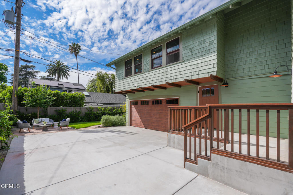 1023 Adelaine Avenue