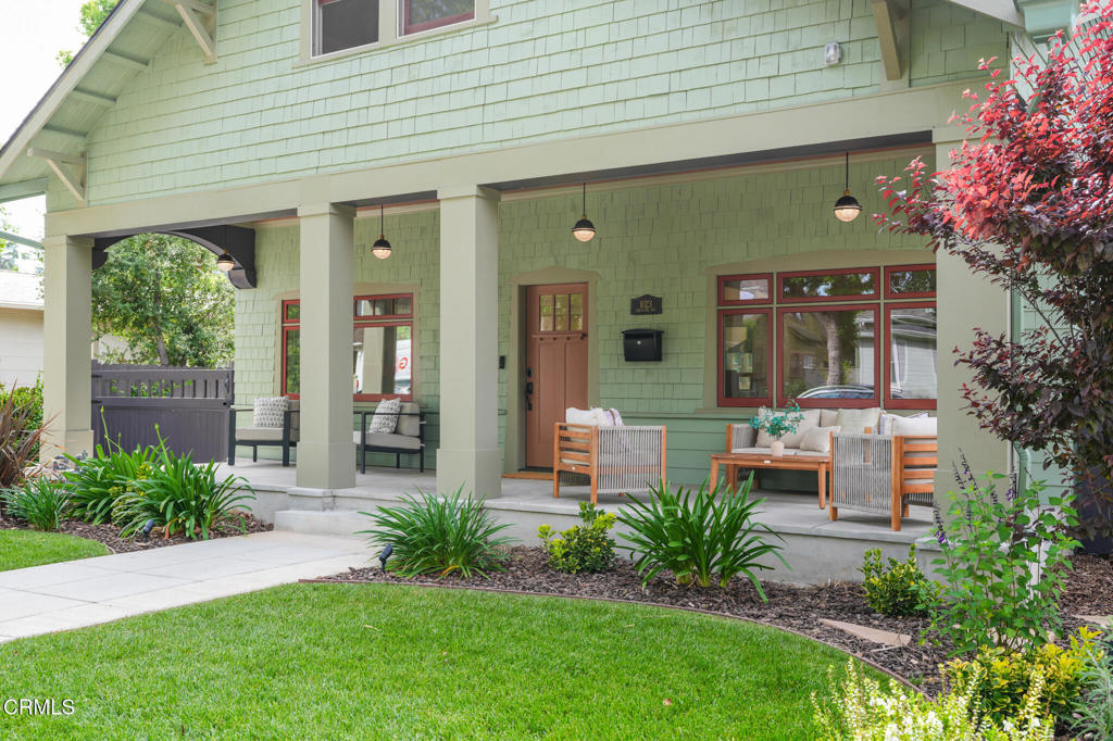 1023 Adelaine Avenue