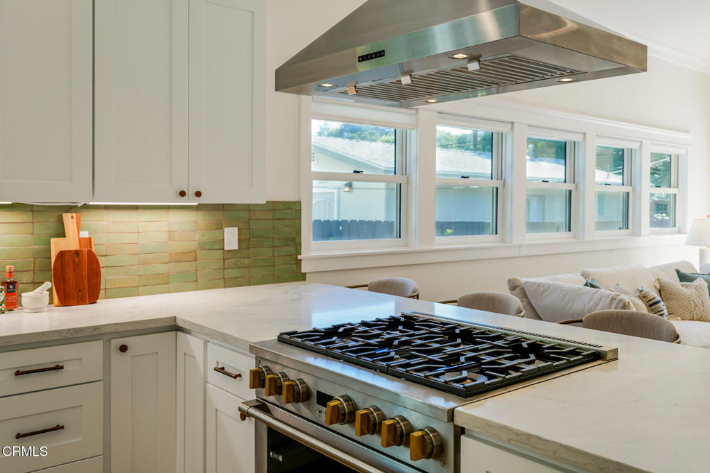 1023 Adelaine Avenue