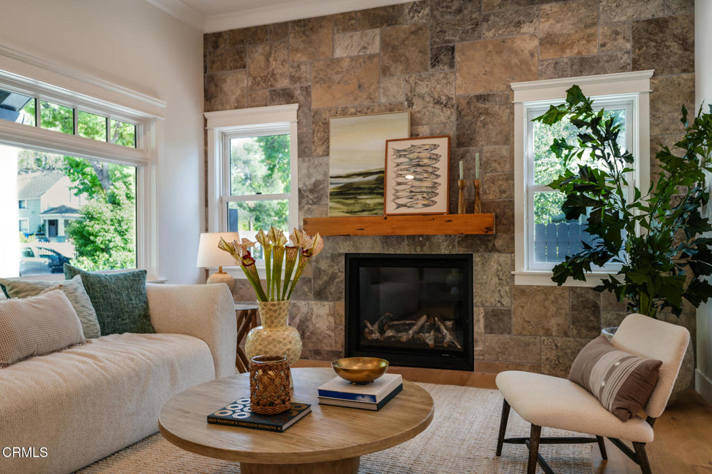 1023 Adelaine Avenue