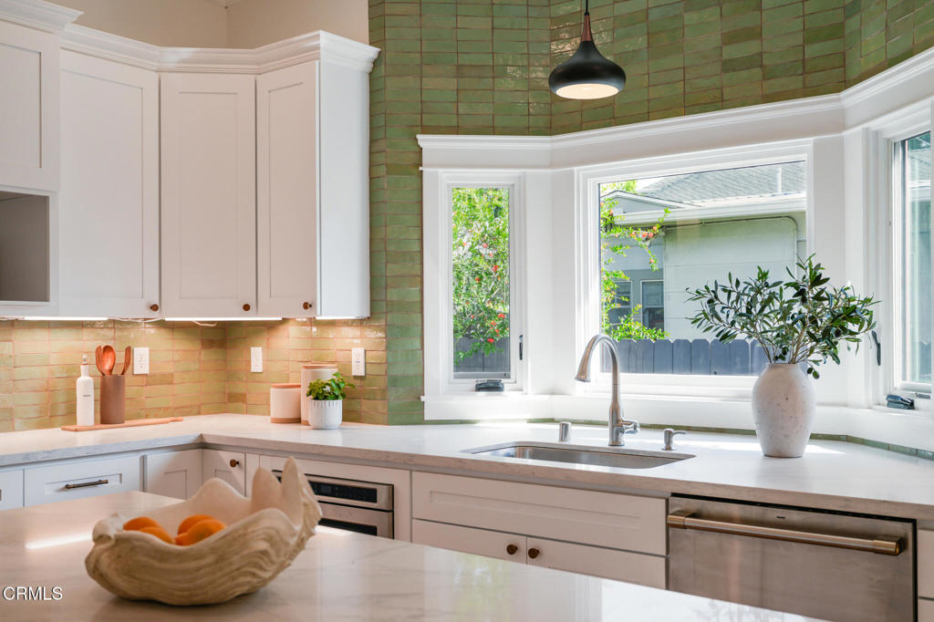 1023 Adelaine Avenue