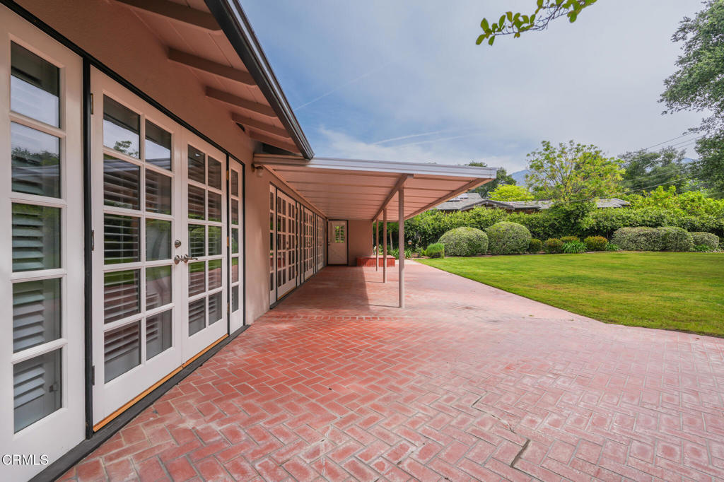 1538 Highland Oaks Drive