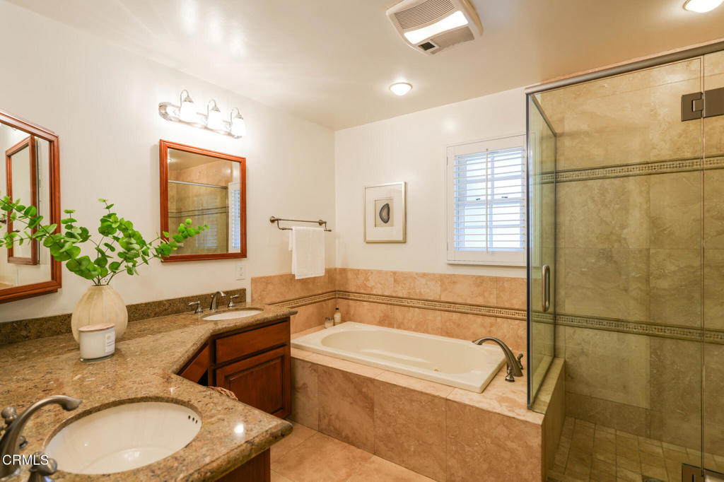 1538 Highland Oaks Drive