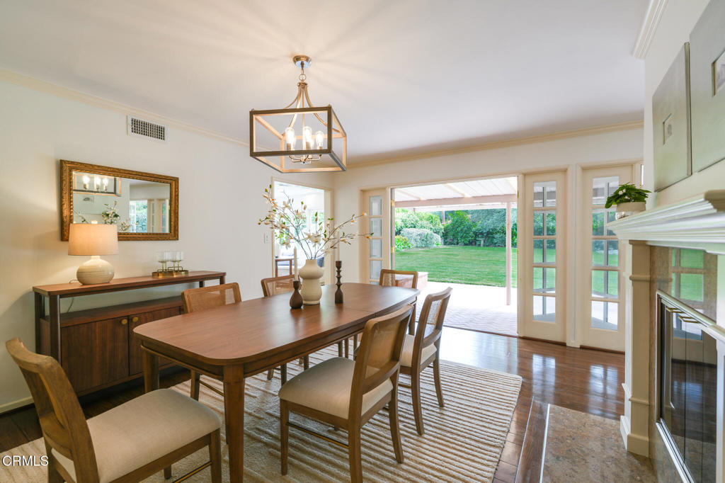 1538 Highland Oaks Drive