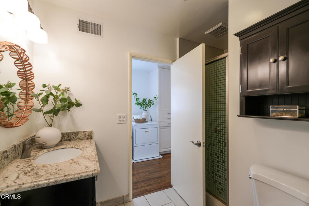 1538 Highland Oaks Drive