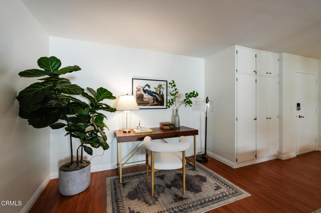 120 S Sierra Madre Boulevard 205