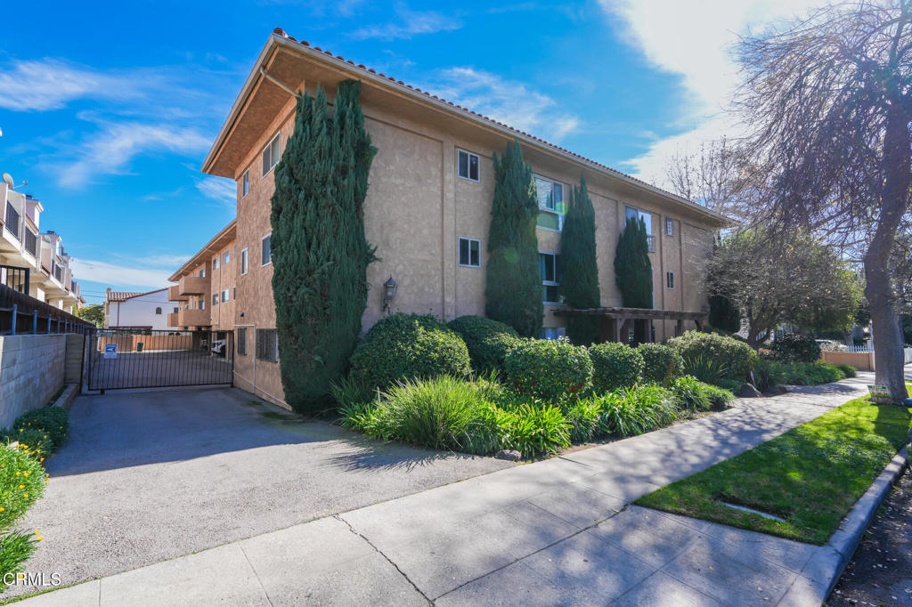 120 S Sierra Madre Boulevard 205