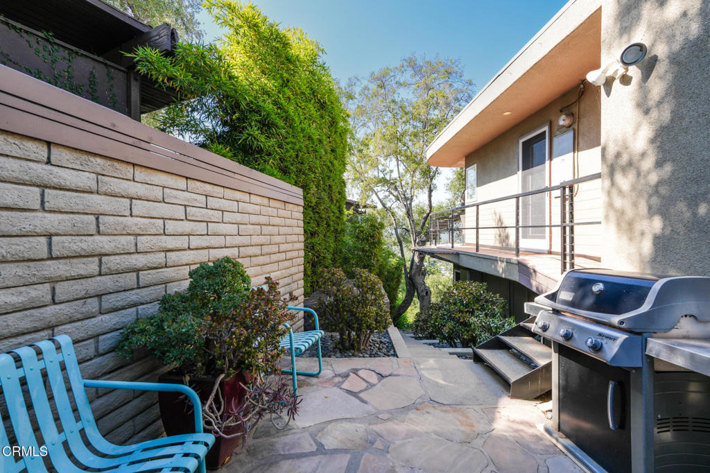 556 Alta Vista Avenue