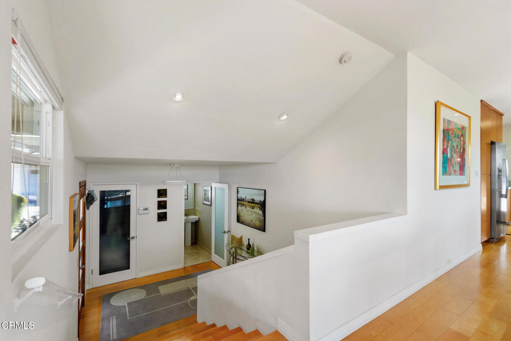 556 Alta Vista Avenue