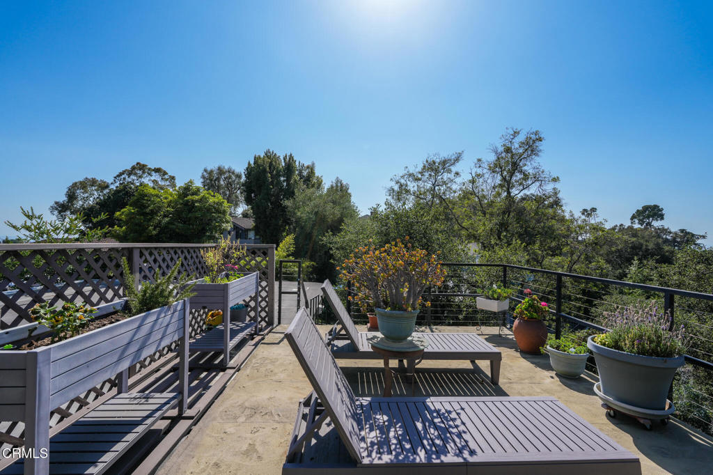 556 Alta Vista Avenue