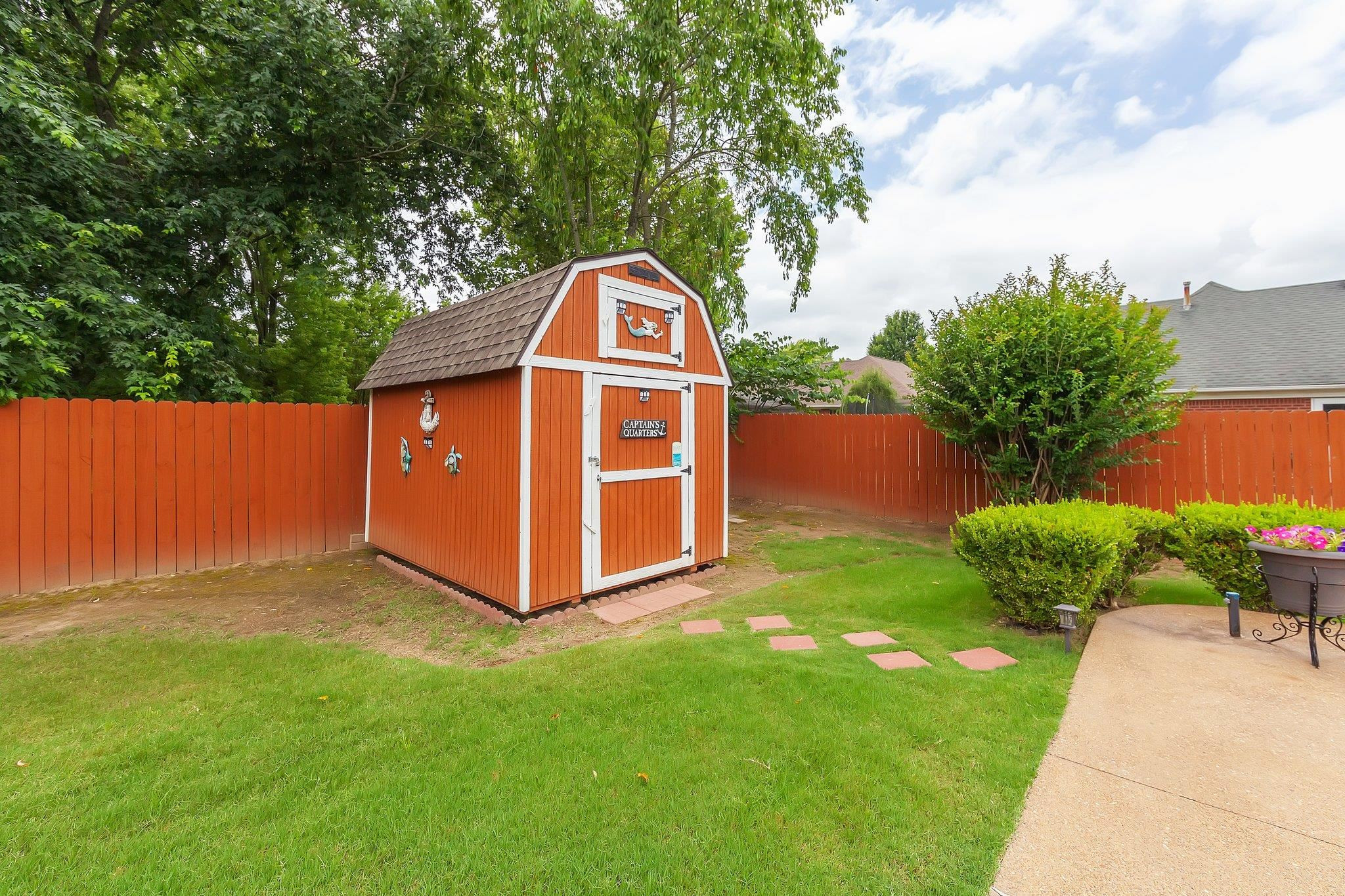 33 Chatwick Cove