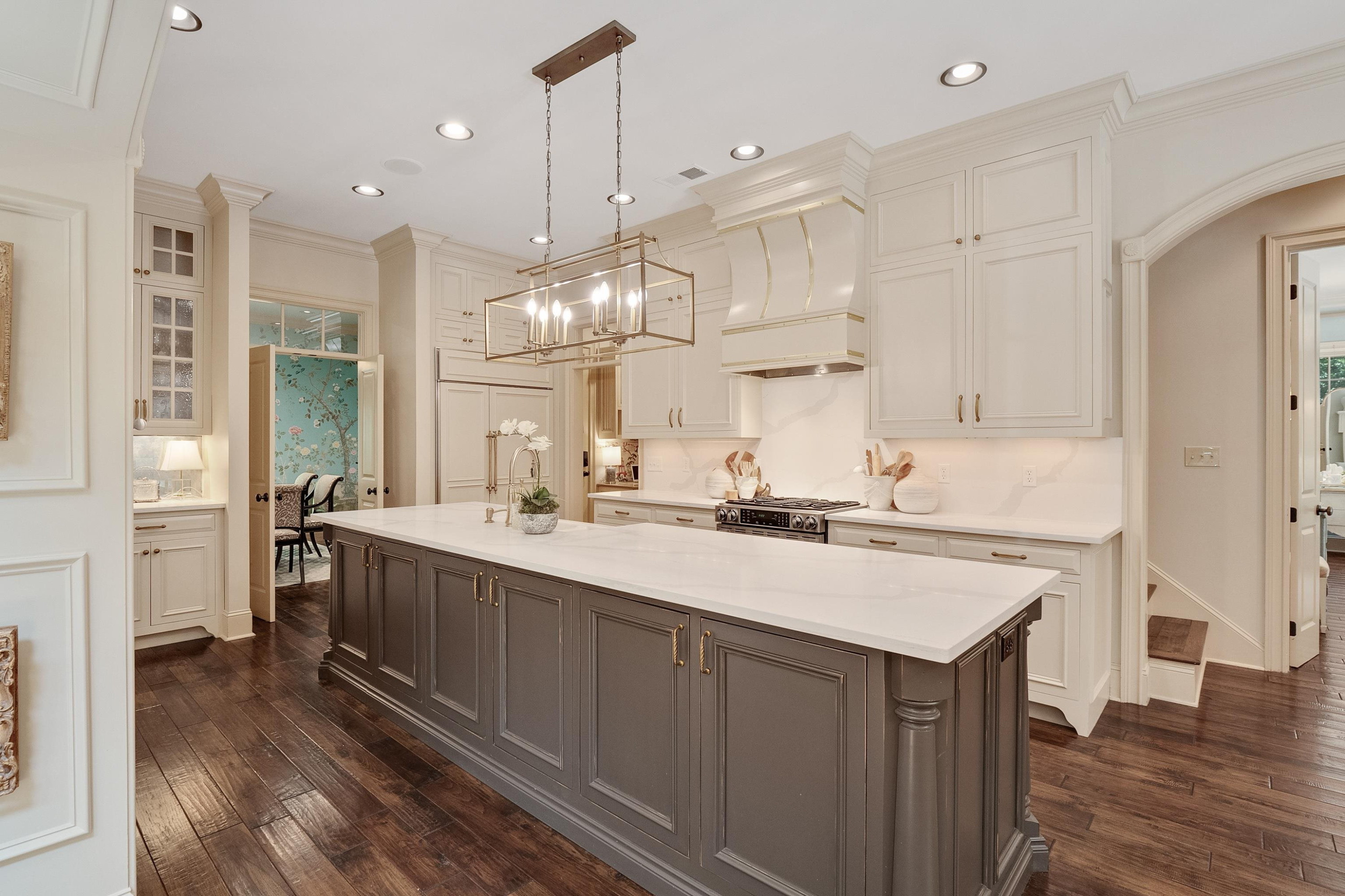 118 Bridlepath Dr