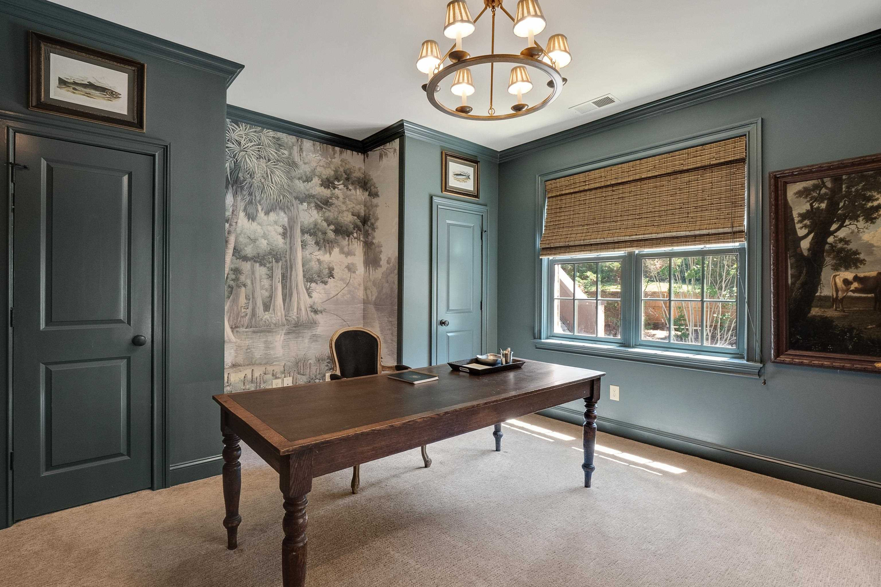 118 Bridlepath Dr