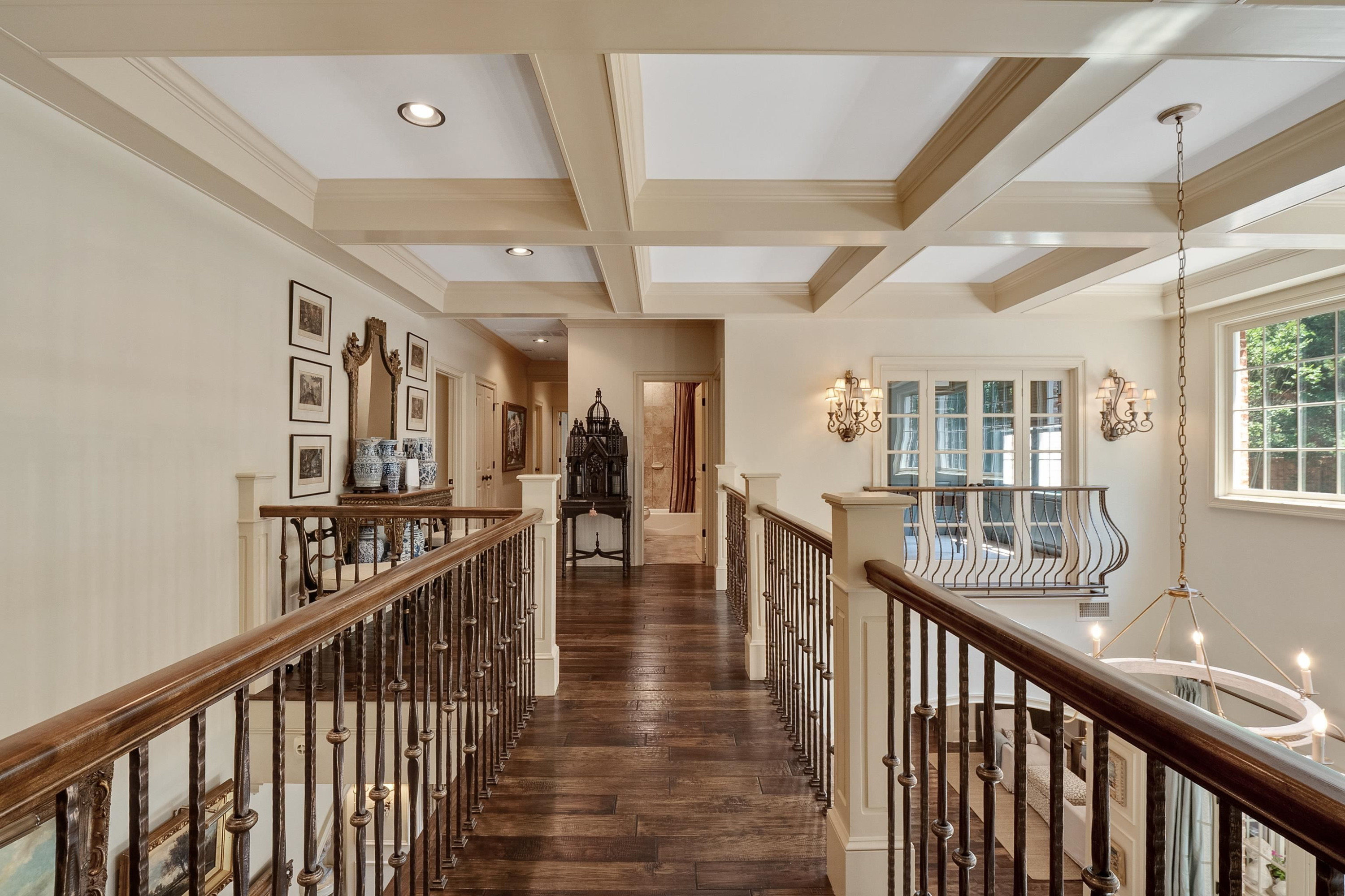 118 Bridlepath Dr