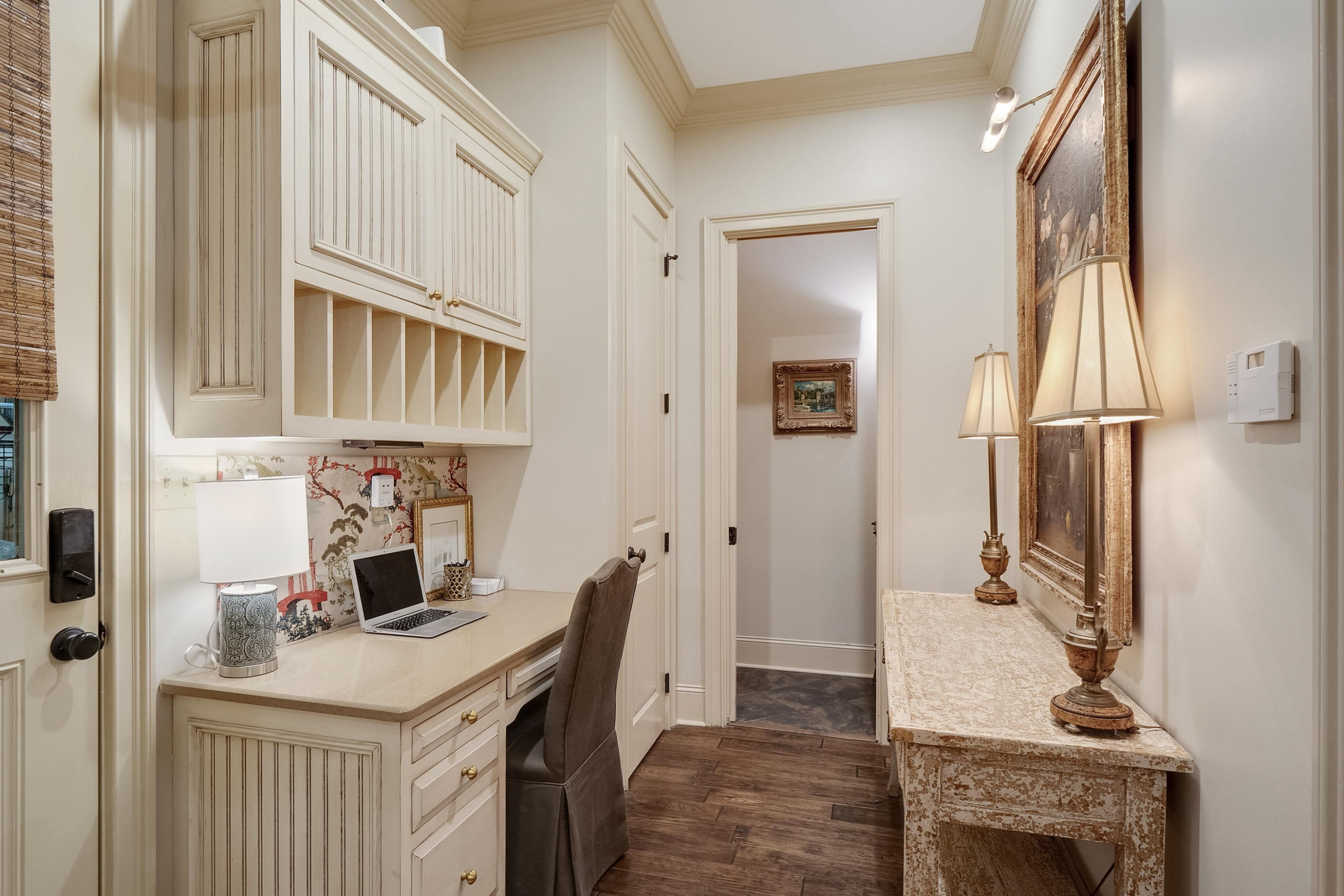 118 Bridlepath Dr
